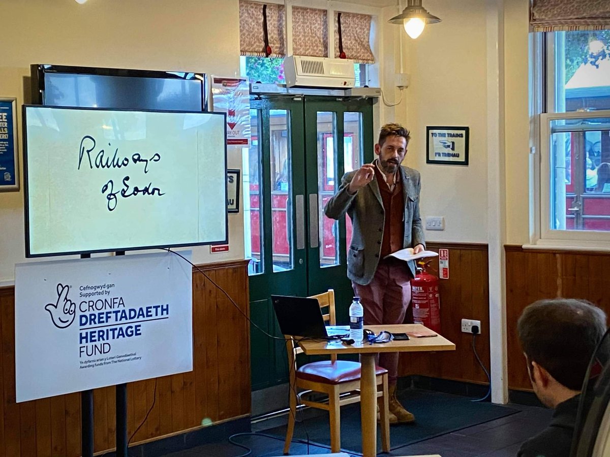 So.

Would anyone like an #AwdryExtravaganza 2?