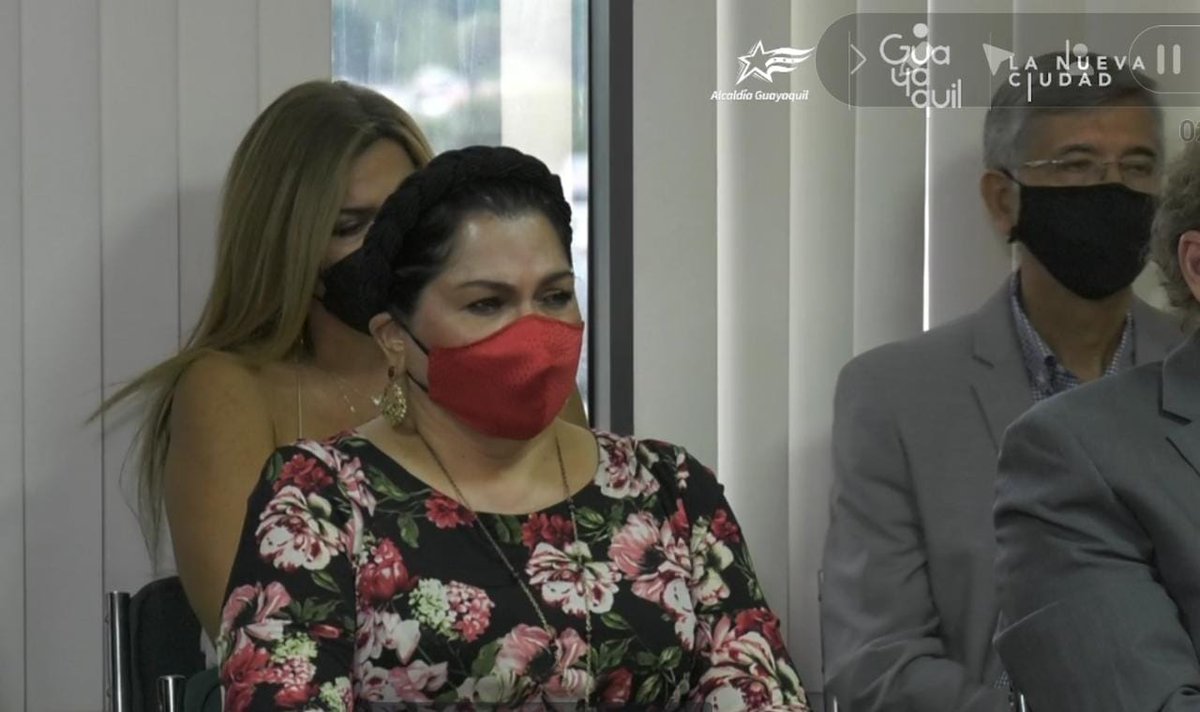 AernacionalEC's tweet photo. La Dra. @cynthiaviteri, @alcaldiagye, participa en un conversatorio con AER. @kleberkch https://t.co/Z7StFEiPYD