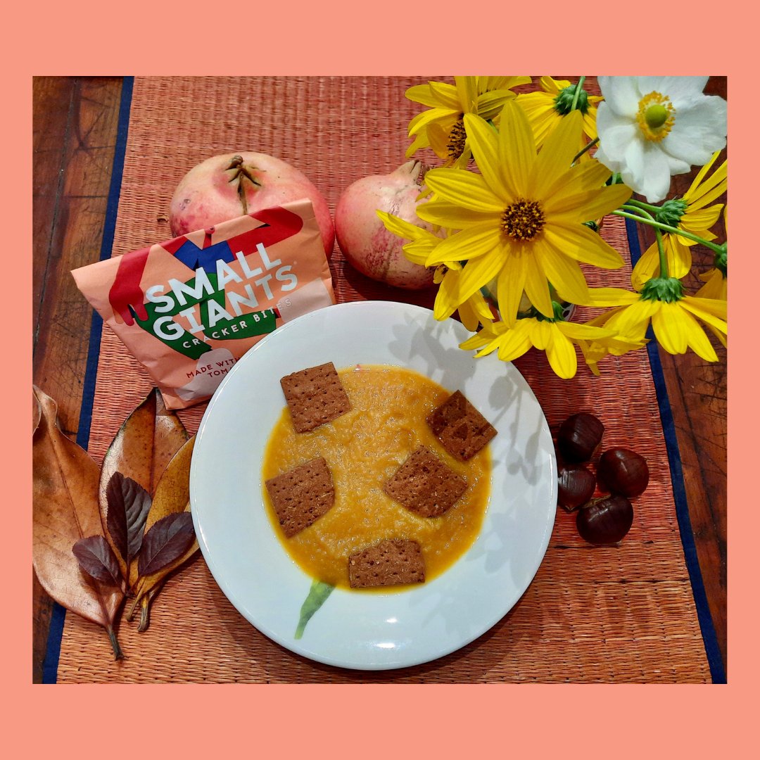 Wanna try an Autumn recipe? Here's one for you! 
Soup with 🎃 and 🌰

Ingredients (6 people):
- cleaned pumpkin 1kg
- Potatoes 300g
- Vegetable broth 1L
- Oil 4 spoons
- Onion 1
- Salt
- Boiled chestnuts 200g

Cooking method > instagram.com/p/CU-iepxAjsy/

#HealthyFood  #insects