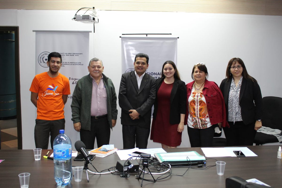 ConavOpy's tweet photo. El martes 14 de Setiembre se celebró la Asunción de los nuevos miembros electos de la comisión directiva del Consejo Nacional de Voluntariado Paraguay en la sede del STP. Elección de nuevas autoridades para el mandato correspondiente al periodo 2021-2022
#CONAVOpy https://t.co/8Y3Krf7VdD