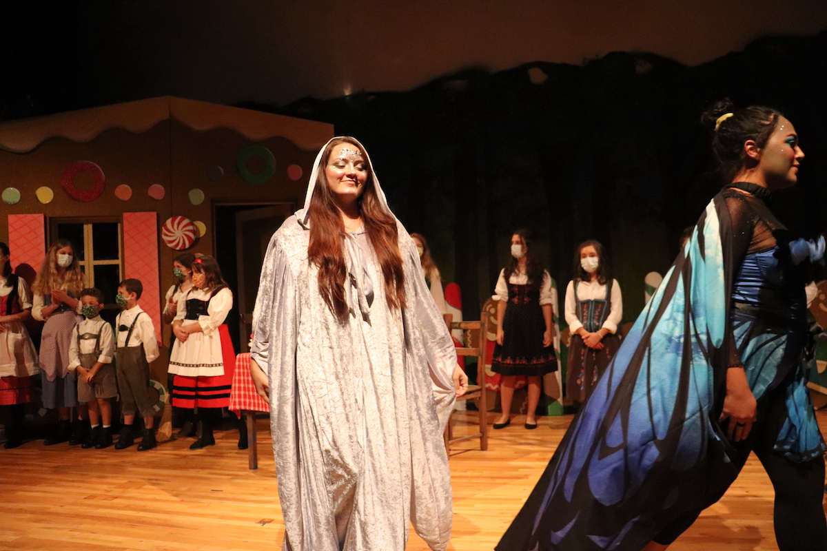 Opera Naples (@operanaples) on Twitter photo Hansel & Gretel was a success! 🍭The #opera followed the classic tale of a brother and sister lost in the woods who become prey to a witch's most effective line of temptation — a gingerbread-and-candy cottage. A collaboration with <a href="/fgcu/">Florida Gulf Coast University</a> Bower School of Music. #Meetopera #Fgcu Hansel & Gretel was a success! 🍭The #opera followed the classic tale of a brother and sister lost in the woods who become prey to a witch's most effective line of temptation — a gingerbread-and-candy cottage. A collaboration with <a href="/fgcu/">Florida Gulf Coast University</a> Bower School of Music. #Meetopera #Fgcu