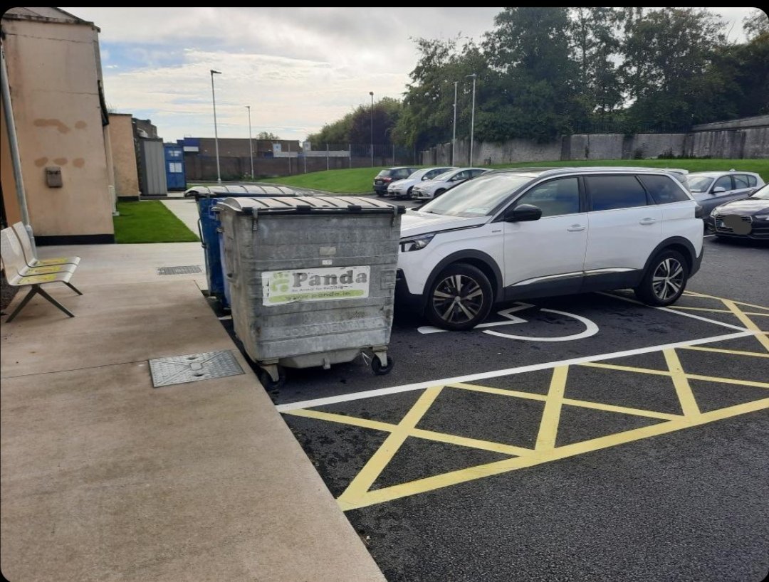 struggleiswheel's tweet image. Image sent into us today via our Instagram..📸
HSE Medical Centre. Dublin 15.
You couldn't script this.