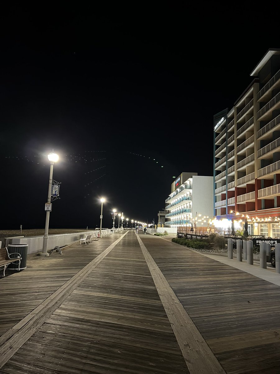 iReadWriteSail's tweet photo. I love the beach at night. 
#OceanCity #Beach #NobodyOut https://t.co/eC5k0faZS6