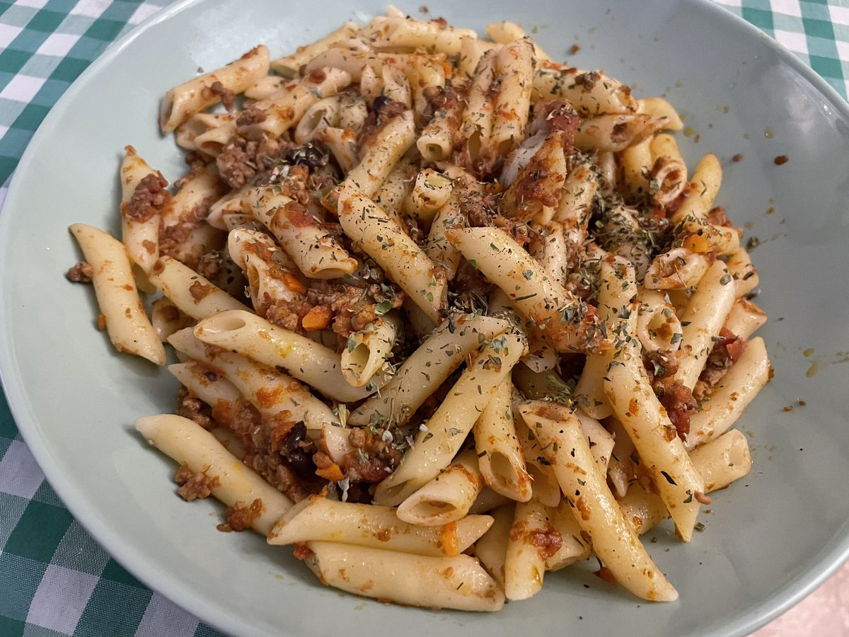 Bam Boo Tv على تويتر パスタ バレンシアの海の家から持ち帰り とにかく味付けが濃いすぎず シンプルなトマト味が美味しい カフェ レストラン 美味しい ランチ 昼ごはん 食べ物 飯テロ 食べ歩き スペイン料理 スペイン ヨーロッパ 海外 バレンシア