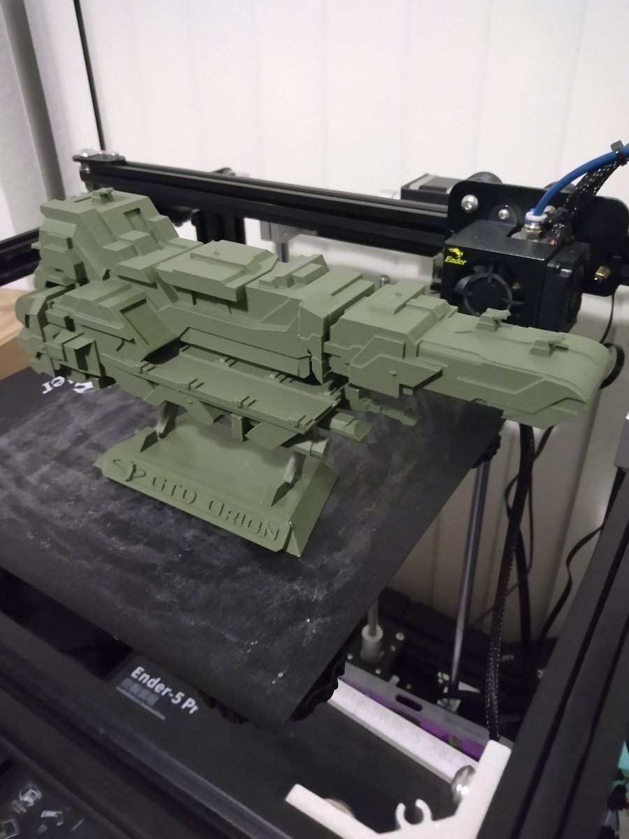 Isiat1's tweet image. GTD Orion class destroyer from #Freespace2 done! With awesome display. Still the best space combat Sim out there.
Probably the largest print I've done yet, but it came out great!
Likely if I paint it up this will be the Carthage, which was in both FS2 and the Blue Planet mods.