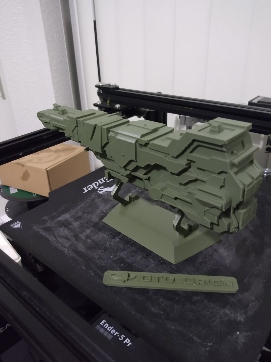 Isiat1's tweet image. GTD Orion class destroyer from #Freespace2 done! With awesome display. Still the best space combat Sim out there.
Probably the largest print I've done yet, but it came out great!
Likely if I paint it up this will be the Carthage, which was in both FS2 and the Blue Planet mods.