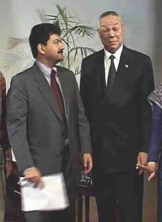 HamidMirPAK's tweet photo. Sad news. Former US Secretary of State Colin Powell dies of #COVID19 complications. Met him many times and interviewed him after 9/11. He was a very nice human being who always responded hard questions with a smile on his face. https://t.co/SO5n594foD