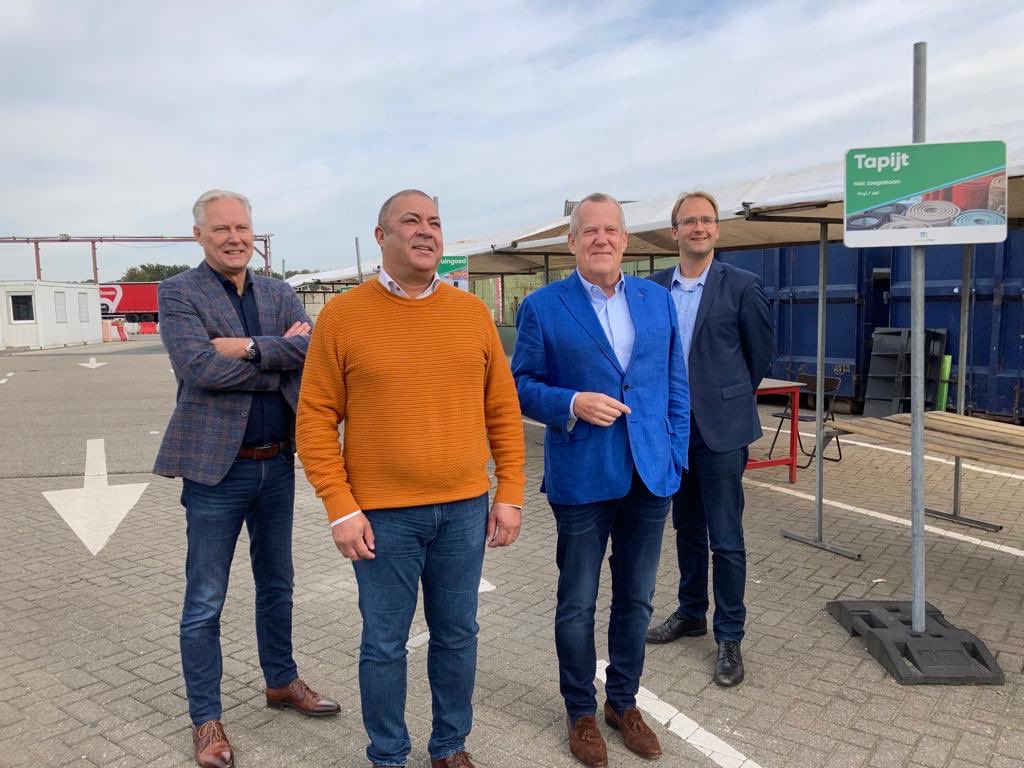 Met collega ⁦@harryvanrooijen⁩ vanmorgen op bezoek bij de Milieustraat in St Oedenrode. Circulair denken over afval combineren met sociale arbeid in onze veldproef met Wsd en Ibn