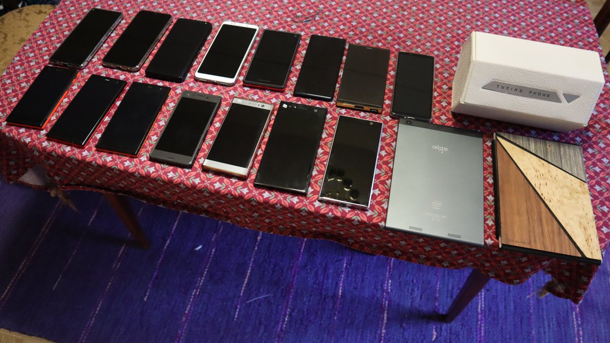 Pasik222's tweet photo. Happy Birthday Jolla! This is my 10 year SailfishOS journey :) @JollaHQ https://t.co/JNek5rV3jz