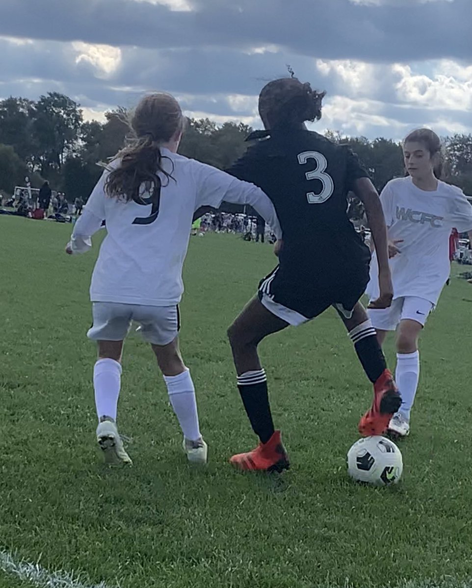 Akirby31's tweet photo. @EDPsoccer CUP Weekend. @SJEBFC  2010 Girls won the Top Flight. #Championship #NewJerseySoccer #GirlsSoccer  @RUWSoccer https://t.co/UuxdGSc1Ij