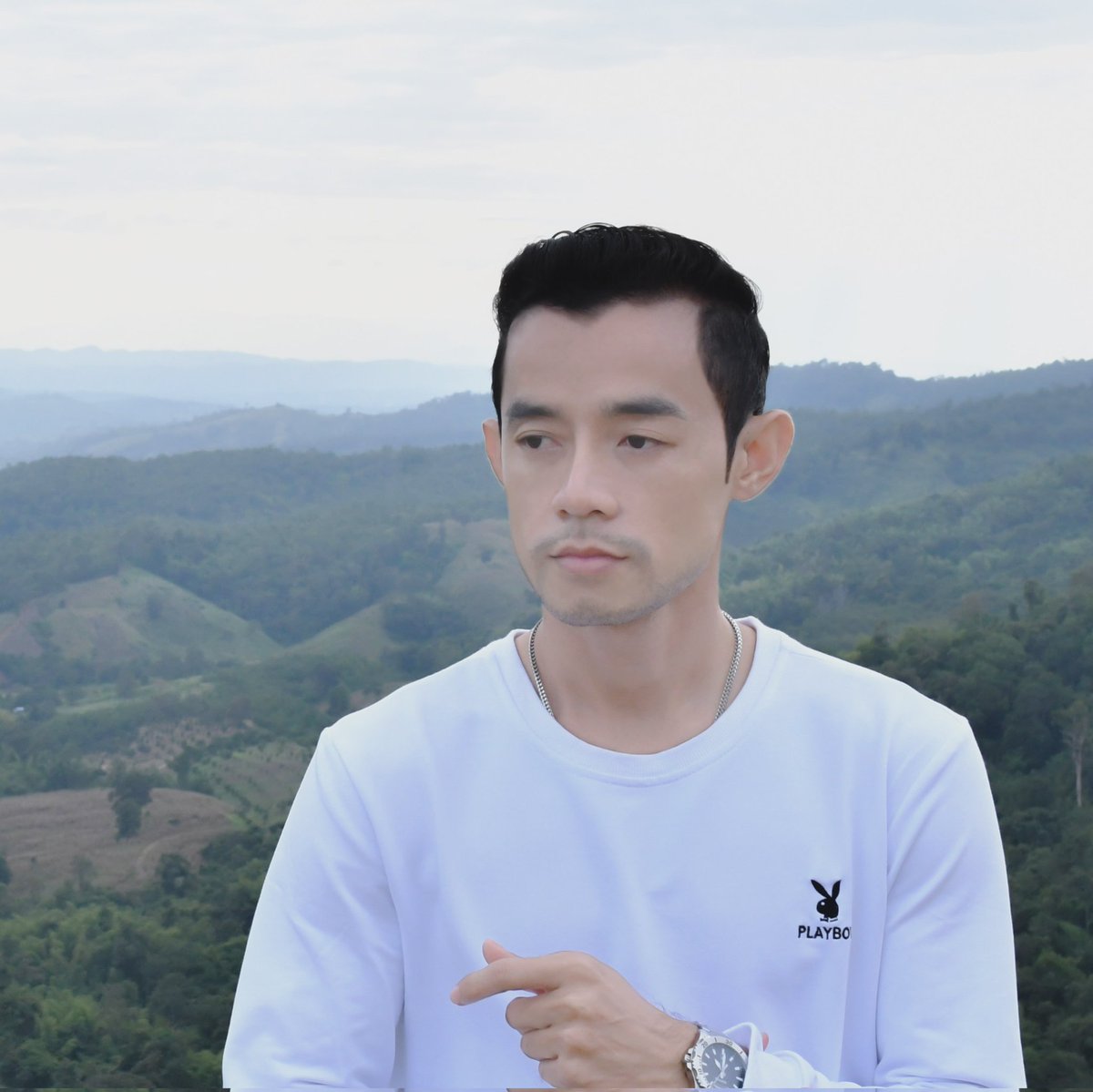 Tee_Natamon's tweet photo. #NewProfilePic https://t.co/XES5CV1IMr