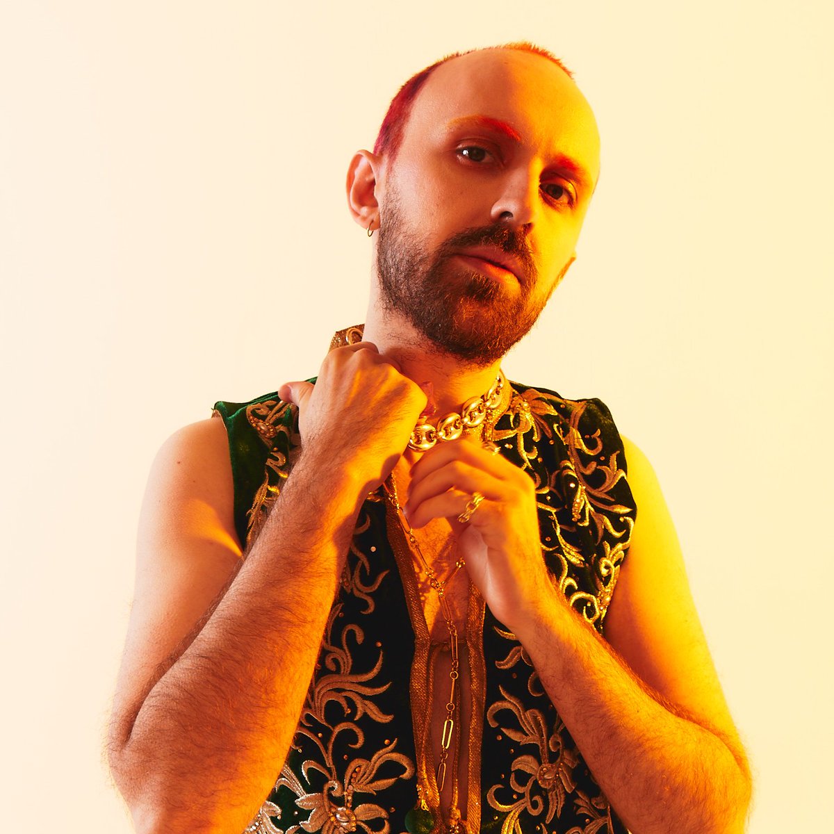 ‘A fantastic track you can listen to a number of times and still find something different to enjoy’ 🙌💥New <a href="/imbravejames/">Brave James</a> track on <a href="/bbcintroducing/">BBC Music Introducing</a>. Listen back here and get ready for the album on 17th Dec... bbc.co.uk/programmes/p00…