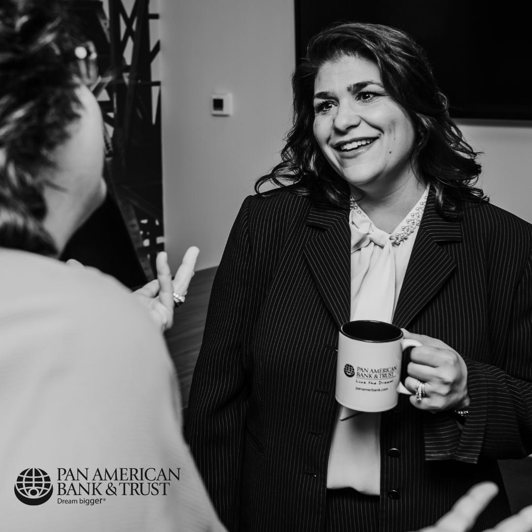 PanAmerBank's tweet photo. You'd be hard-pressed to find Susan without a smile but on Mondays... it's just that much bigger!
https://t.co/M4jgI1l9VY - Member FDIC
#Bizunity #Weekend https://t.co/DjPJ8xvYN2