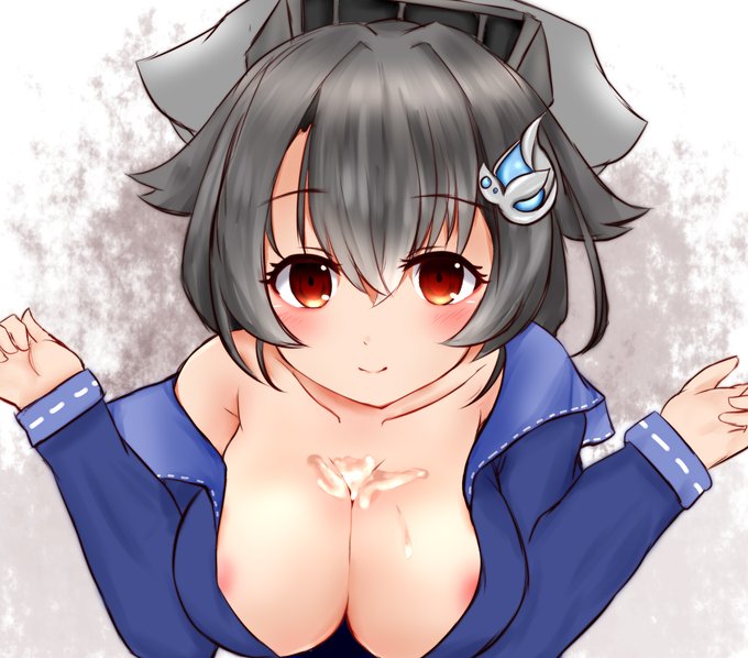 5月に描いた迅鯨姉さんとの比較 