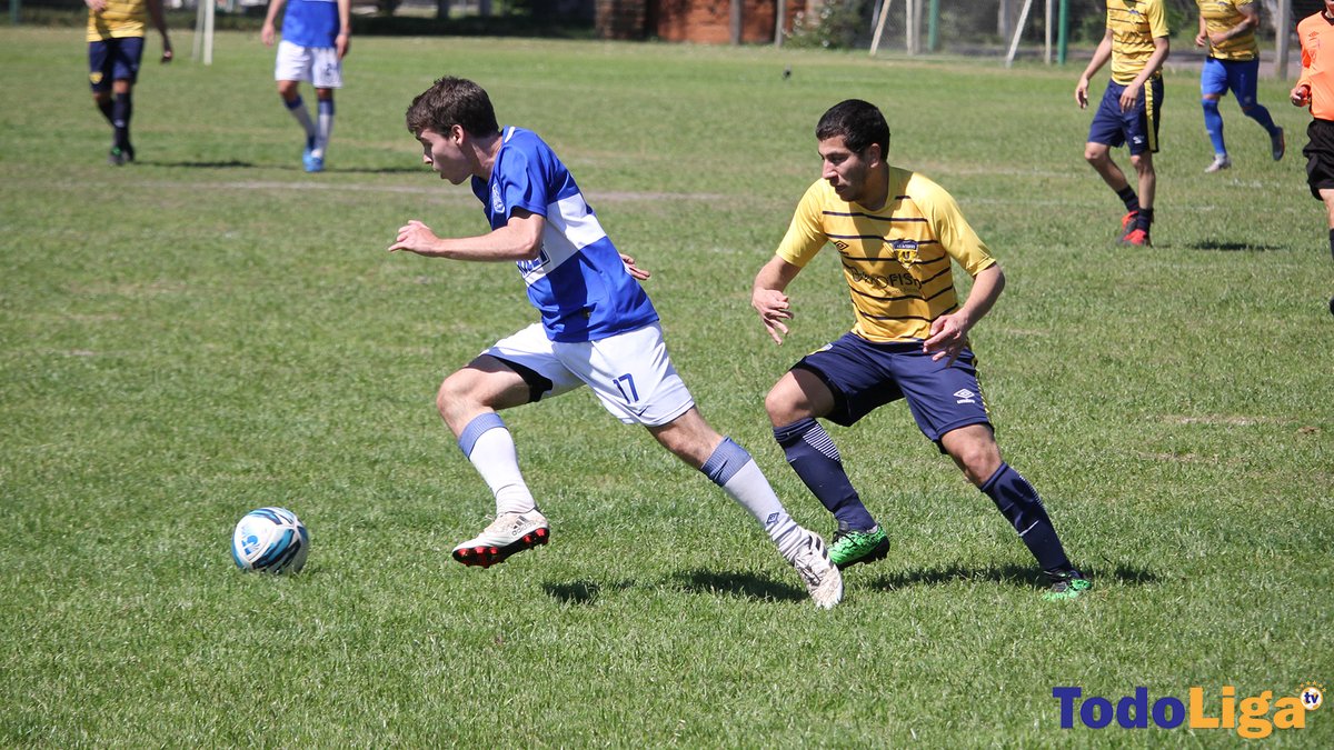 📷 Galería de imágenes
Divisional F - Mayores
<a href="/Lourdes_Un/">LourdesUniversitario</a> 2-1 <a href="/El_Ut/">Ut Serviam</a> 
📲 bit.ly/3FZjvSE