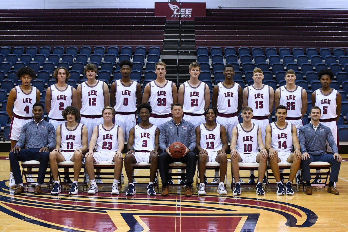 2021-22 squad. 📸

Let’s run it. 🤩 #FiredUp