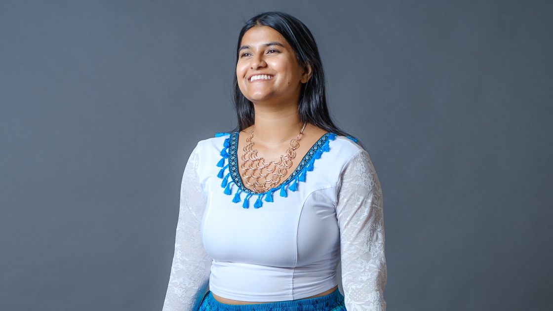 austinshakes's tweet photo. meet"Viola": Manali Sunkara at the @longcenter with #Bollywood inspired #TweflthNight #Shakespeare #ATXtheatre. Manali is a theater students at @txtheatredance @txst costume by @AaronKubacak when she arrives before she turns into disguise as the boy, "Caesario!" @manalisunkara https://t.co/tbHcq73FyH