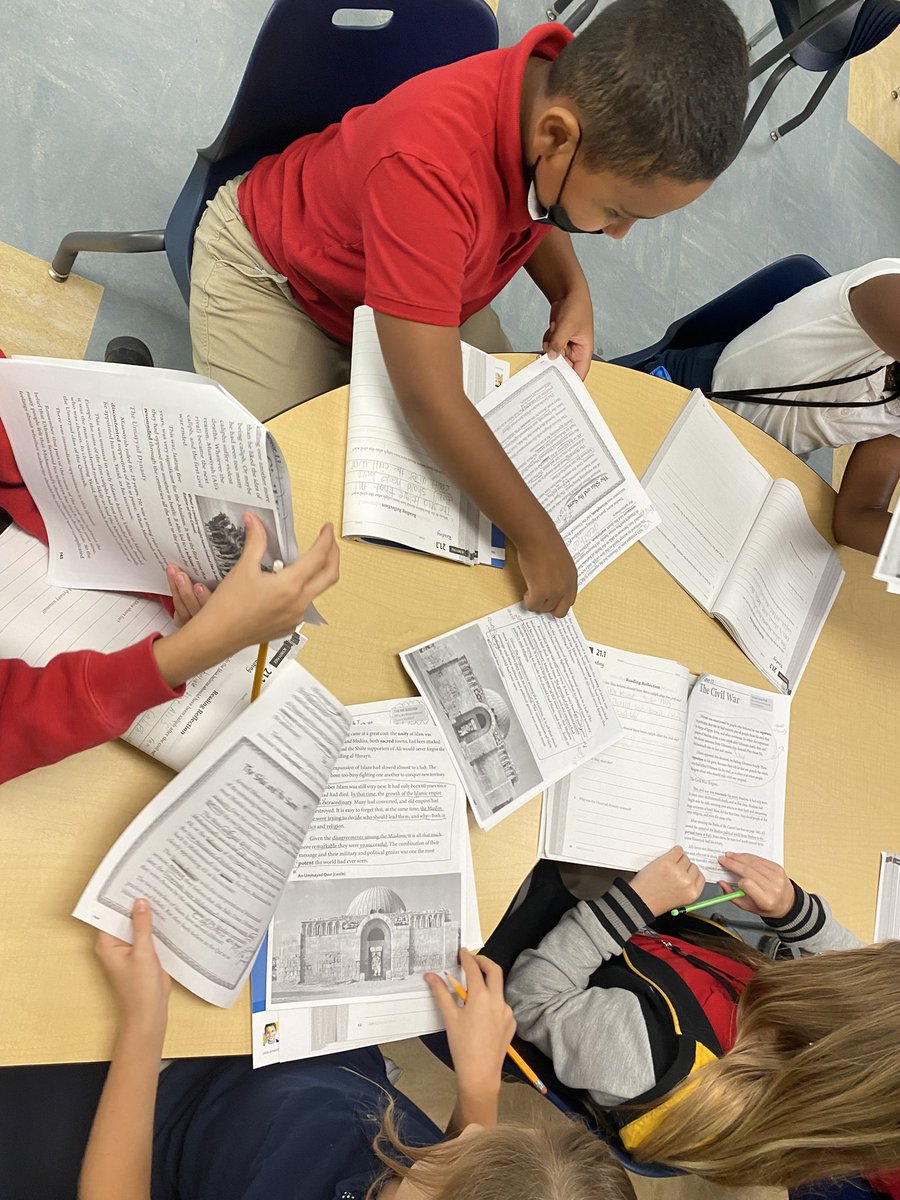 4th grade collaboration in action- Ts collaborate in planning so that SS can collaborate with each other during the lesson 🤓❤️ @SDIRC_myhre @KBaysura <a href="/Amplify/">Amplify</a> <a href="/MicheleH51690/">Michele Horton</a> <a href="/svanbrimmer/">Sarah Van Brimmer</a> <a href="/AtaabaPatterson/">Ataaba Patterson</a>