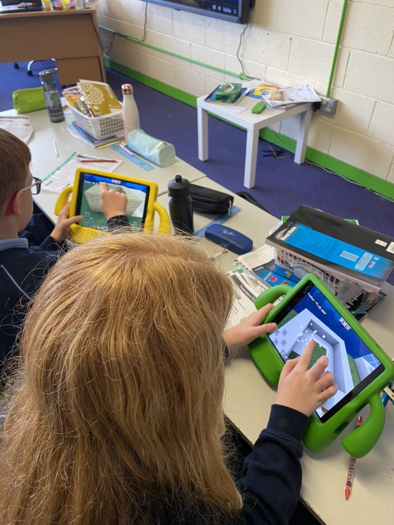 MeghanConnolly_'s tweet photo. Another amazing week exploring @PlayCraftLearn with @MS_eduIRL! Excellent episode for Maths Week this week as we looked at coordinates and scales to build our own deserted islands for Danny the champion of the world using multiplayer. Great collaboration and team work by all! https://t.co/XmvbeShWrn