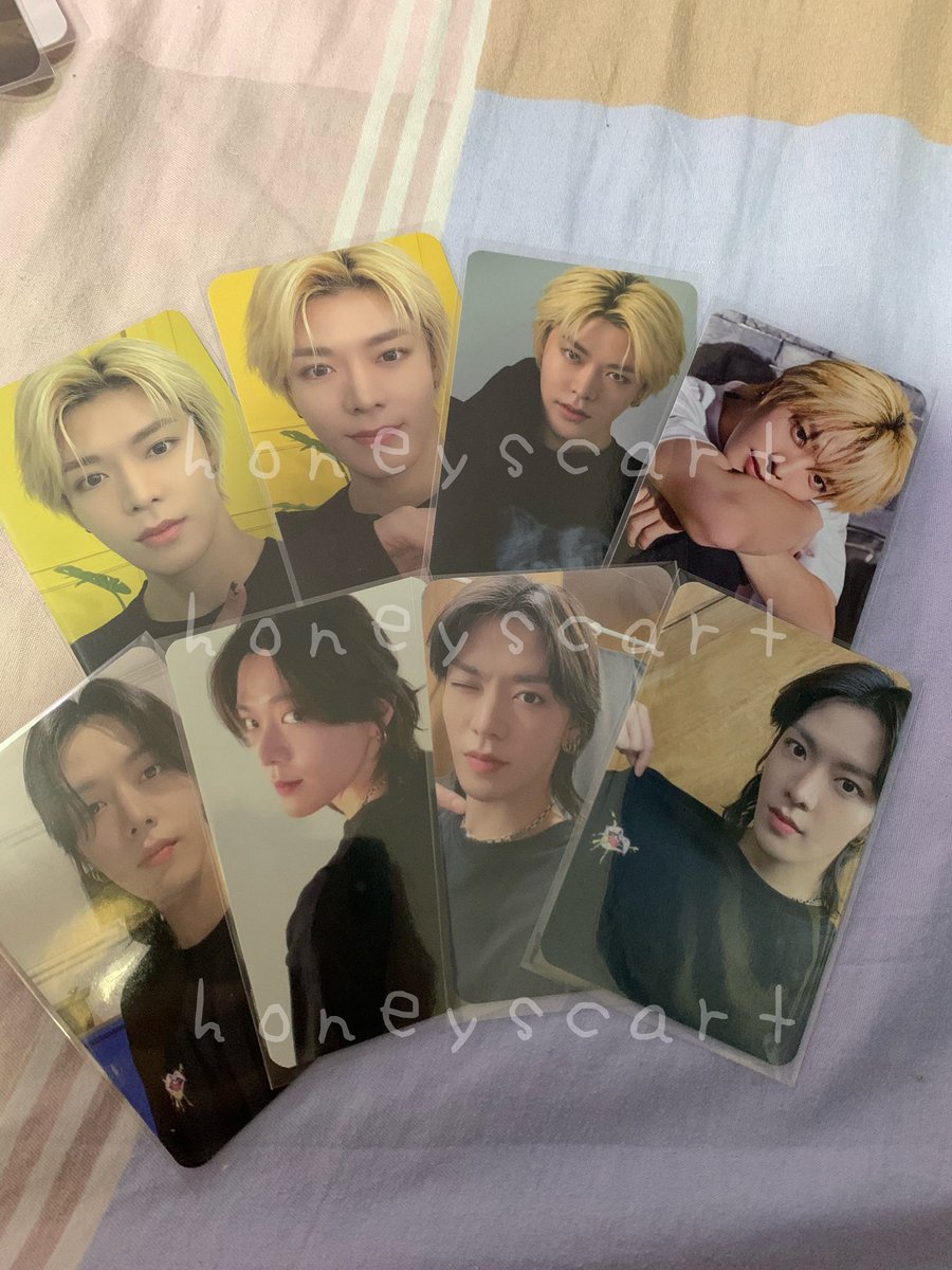 honeyscart's tweet photo. Thank you for letting me adopt these @sekaiscart ! 🥰 Too lazy to take photos of the postcards and polas 🙈 but I love them. 🥰 Another worth it gastos 😂 #ThanksHopia https://t.co/5gJUn1AV6U