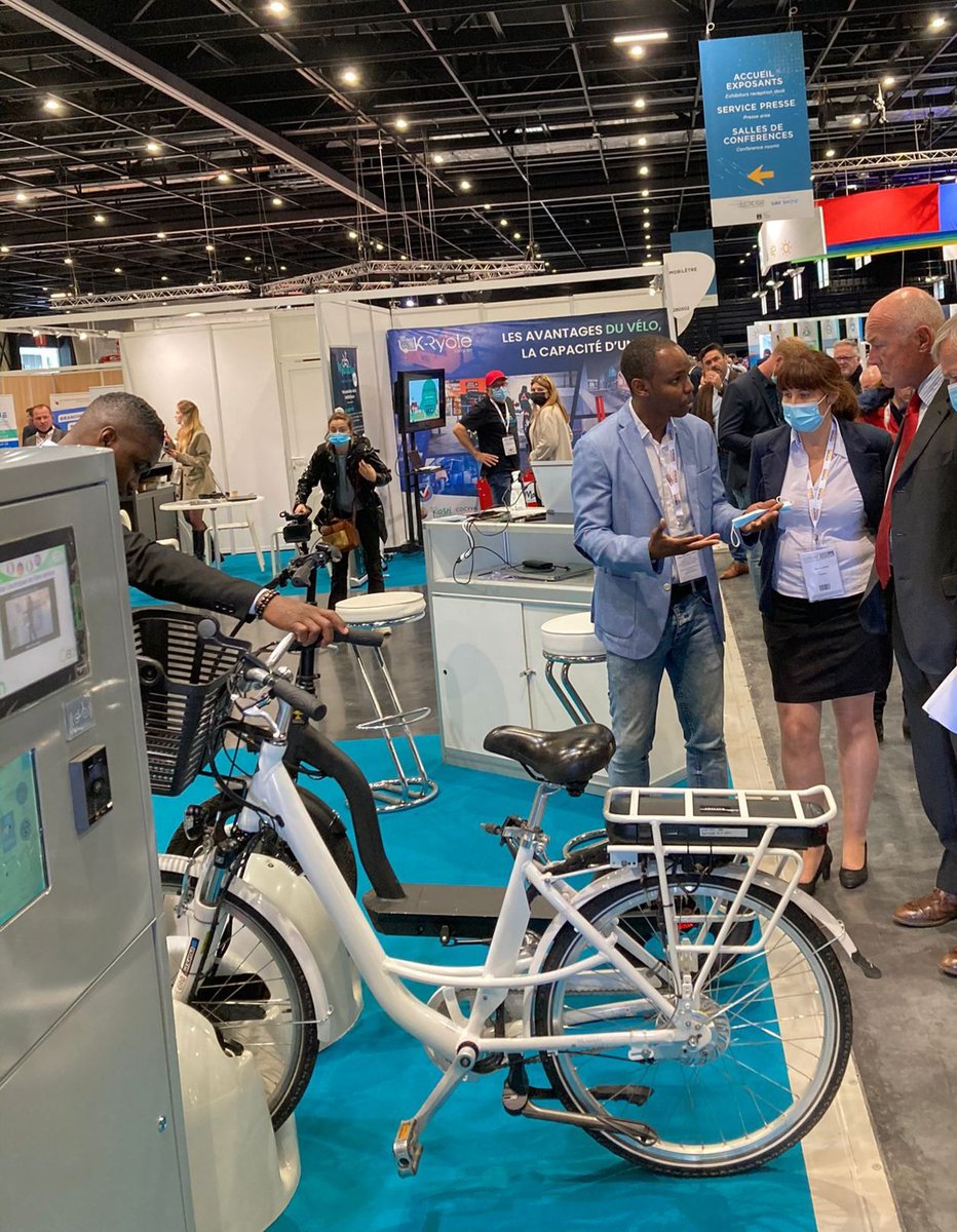 Catherine Tarmo tweet media