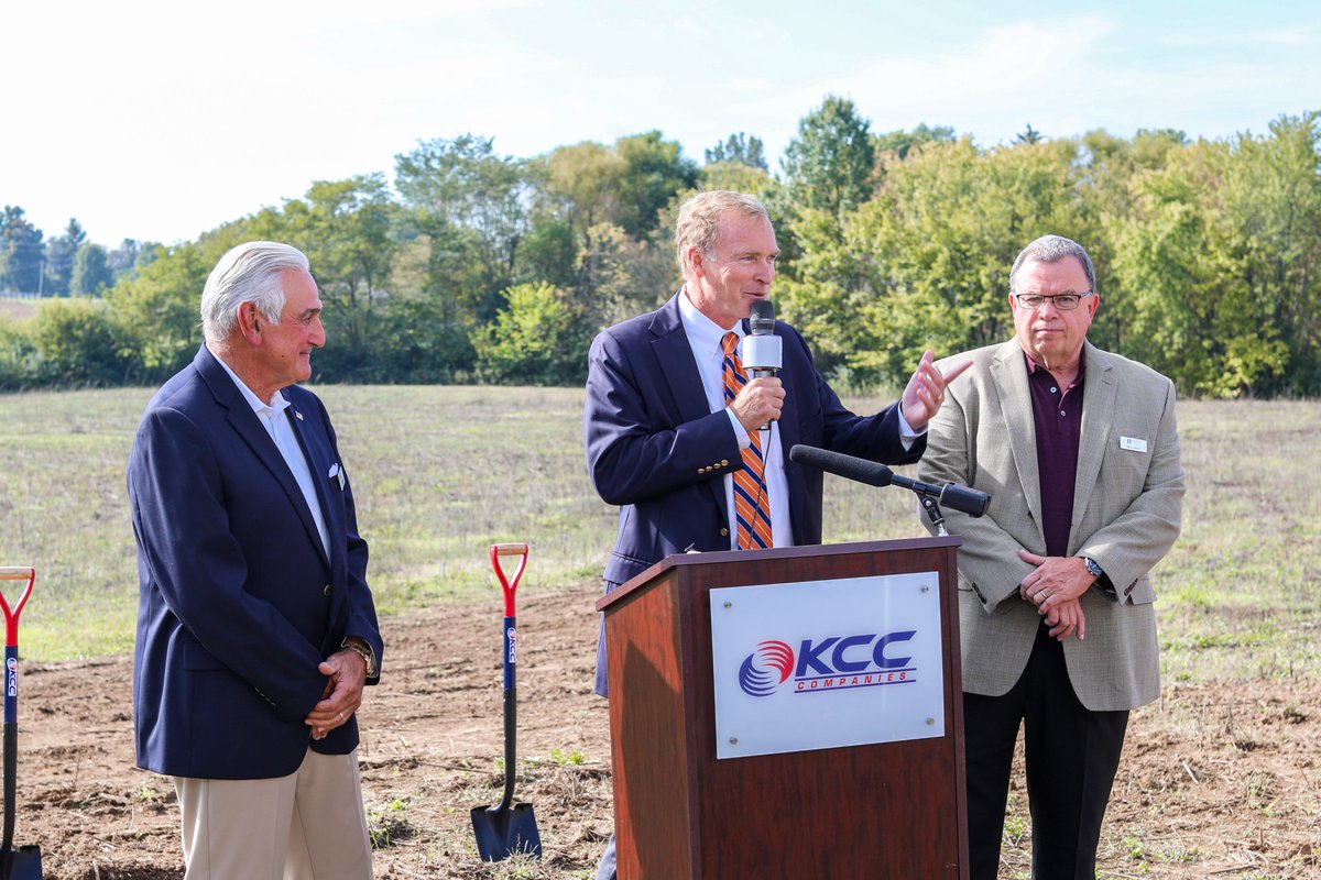 HCRHOKy's tweet photo. Groundbreaking this past week with @kccmfg !
#GroundBreaking #CommercialRealEstate #ComingSoon #Development #HollenbachOakleyDevelopment https://t.co/mCYZohjVom