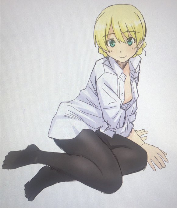 ハダカタイツワイシャツ。 