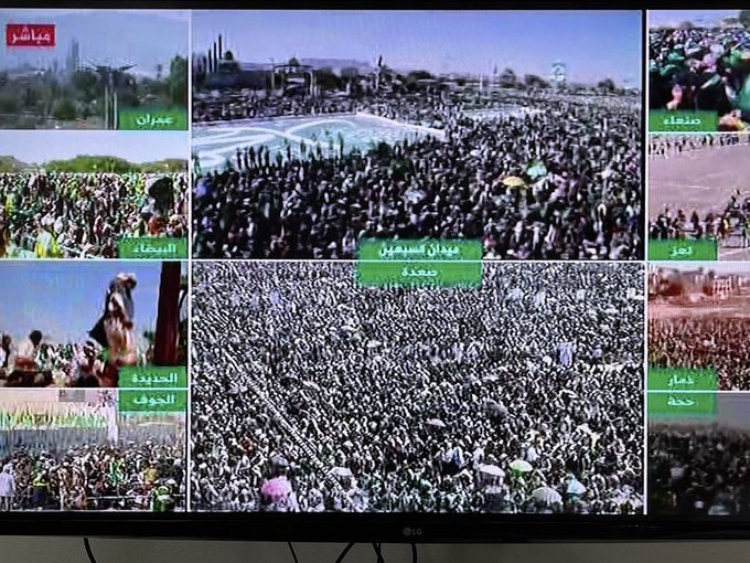 hor_sawt's tweet photo. اتمنى ان يبادر احد الاخوة المقيمين في الغرب الي التقدم لمؤسسة جينس للأرقام القياسية بطلب تسجيل الخروج اليمني العظيم لإحياء مولد الرسول الاعظم كأكبر تجمع بشري في التاريخ الإنساني .
لم تخرج البشرية لعظيم مثلما خرج اليمنيين لمحمد رسول الرحمة للعالمين.

#المولود_النبوى_الشريف https://t.co/yO0beqdNWe