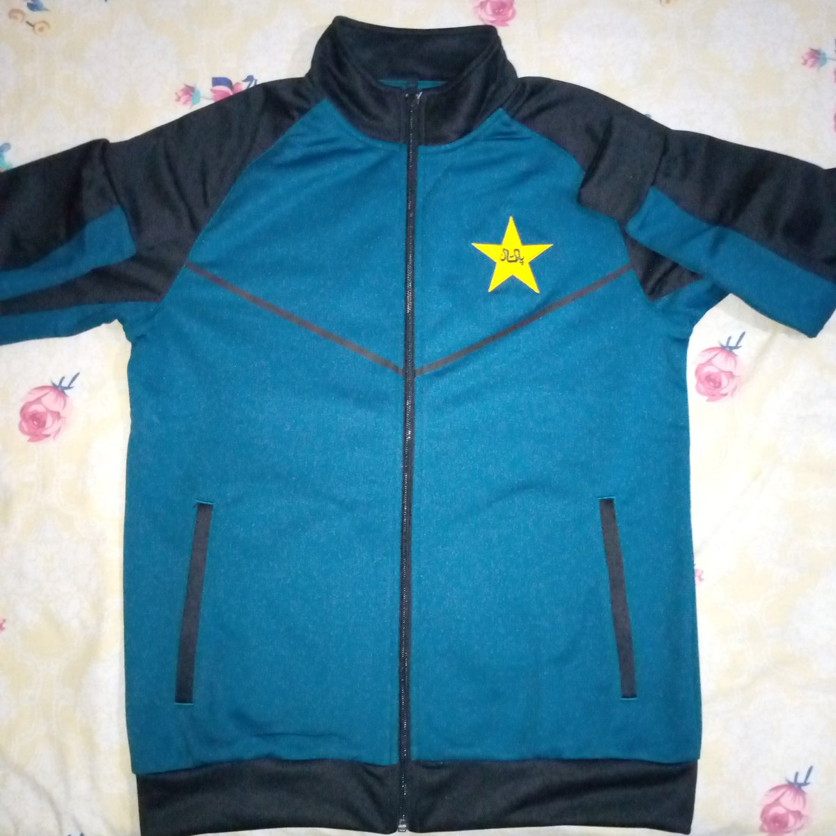 sportingpak's tweet photo. So, I received the original merchandise of PCB. Good stuff and excellent initiative by PCB.
#PCB #TrainingKit #PCBshop https://t.co/ogbdAXyC9g