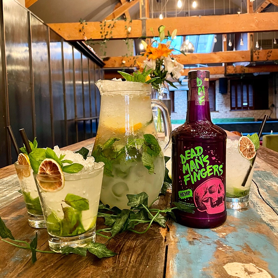 💚 MELLOW MOJITO 💚

Launching our new cocktail jugs ahead of the bank holiday weekend 🤩

Join us at 4 Dame Lane and enjoy the perfect mojito mix with friends 😍

4damelane.ie | (01) 629 0219