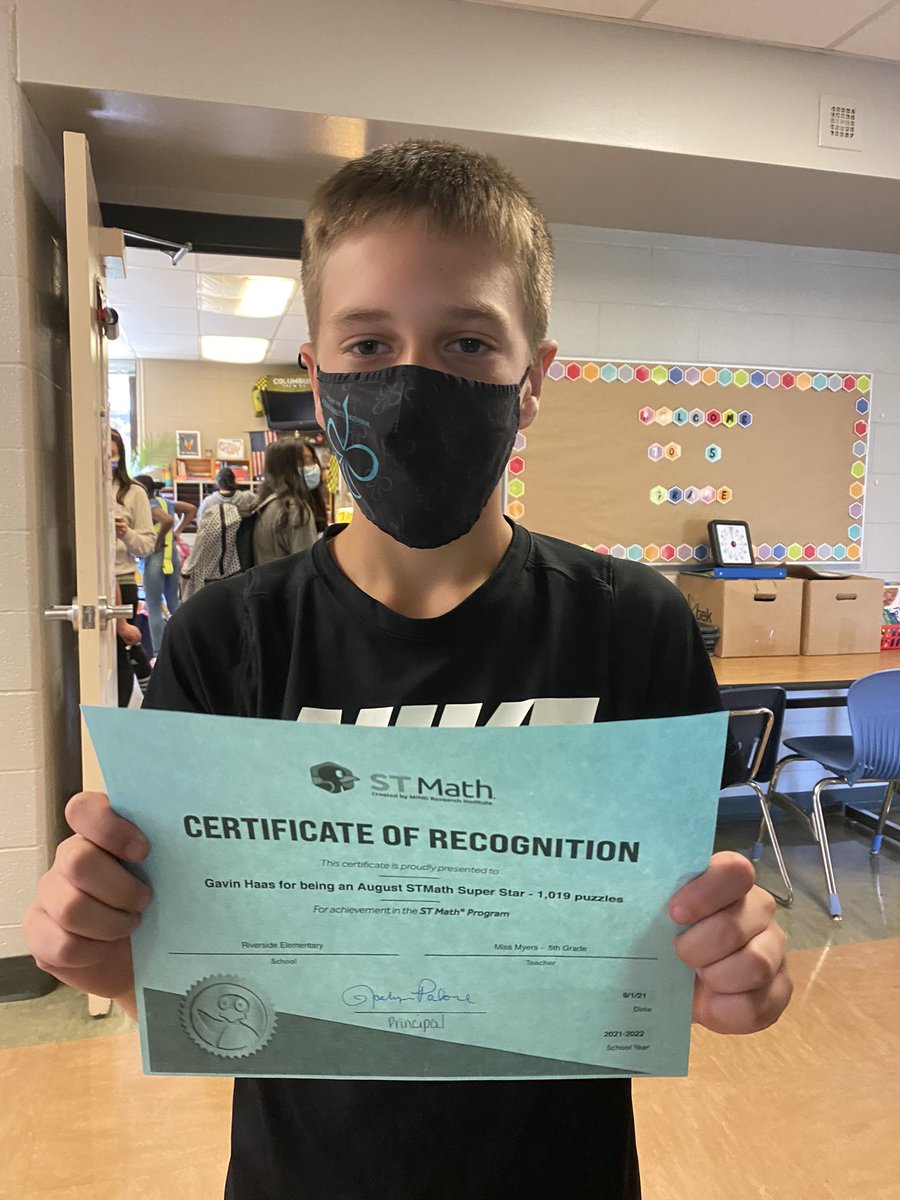 resDCSD's tweet image. @STMath students are working hard to earn a star to place on Jiji’s wall of fame each month. Each week the Jiji trophy goes to the class with the most puzzles. #MathRocks #STMathB2S