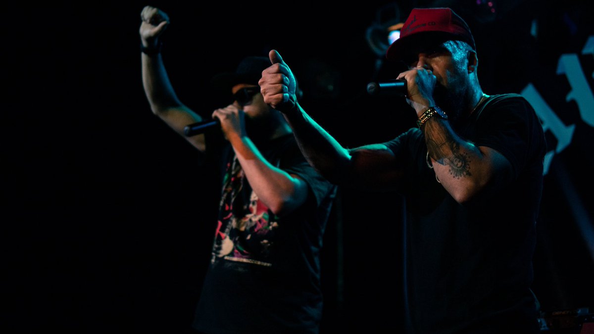 MAYDAYMUSIC's tweet photo. Week 2 of the #HardToLeaveTour kicks off tonight in Columbus at Skully’s Music Diner! Then on to Illinois. Minnesota, &amp; ending the week with an epic one in Kansas. Tickets and VIP upgrades at https://t.co/Kib9nXsXP9. #Mayday #MonsterMusic https://t.co/OrNLzJNTuz