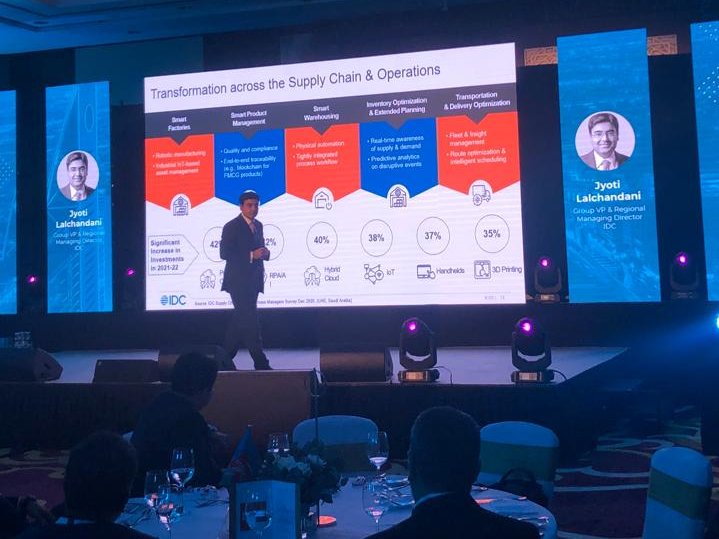 IDCMEA's tweet image. @IDC forecasts significant increase in investments to boost transformation across #supplychain and operations shares @JyotiIDC | at the Exclusive 
@Infor Executive Gala Dinner  in collaboration with IDC #inpersonevent @RonitaDXB @MerveilVarghese 
@SughandT