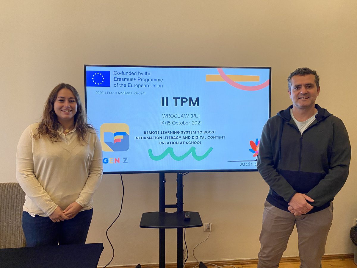 Llor_Fundacio's tweet photo. El Llor actua com a coordinador d'aquest projecte cofinançat pel programa #ErasmusK+ de la #UE. L'objectiu d'aquest és crear un recurs educacional dissenyat per als alumnes i professors sobre #Factchecking, #LateralReading i #XarxesSocials.
ℹ️👉https://t.co/jrxHGMBhij https://t.co/sD9F9fF7cH