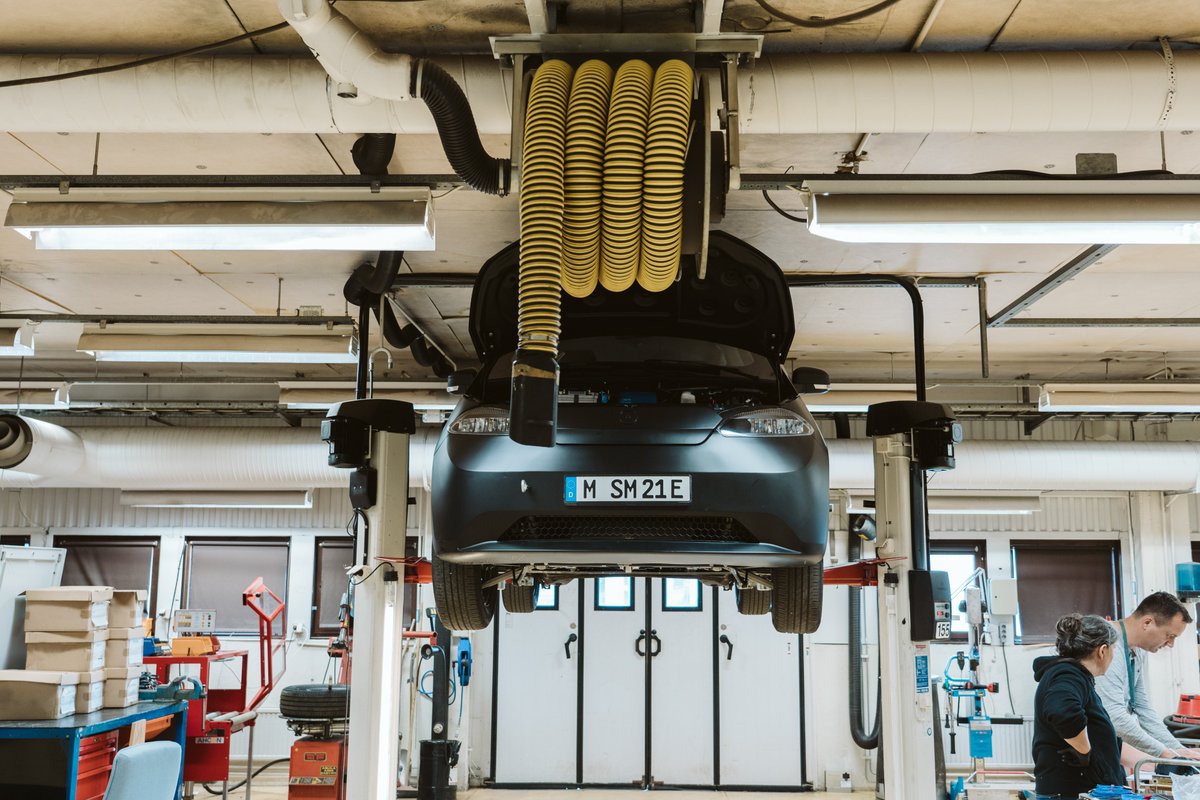 SonoGroupNV's tweet photo. Noise investigation. Currently kicking off the acoustic and vibration refinement process of the Sion, getting acquainted with its natural behavior from a noise point of view. This will give us data to achieve the best acoustic performance. https://t.co/SOC19guwpD
