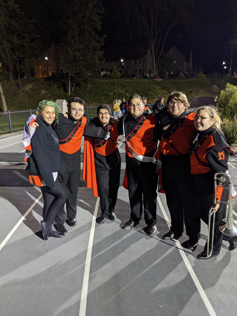 Thank you to all the alumni for coming to our tents and helping us with organising for this!And thank you to all other groups and students for joining us for the homecoming game. 
Congratulations to the AΦT band members on a great performance! We cannot wait to see you next year!