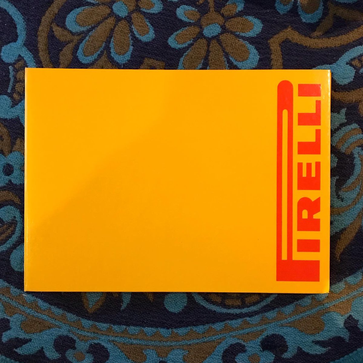 ThePrintArkive's tweet photo. Today’s delivery, and another one for the collection:
Pirelli Design Manual
Agenzia Centro
December 1982
#graphicdesign #designinspiration #typography #visualidentity #graphicstandards #guidelines #brandguidelines #logo #identityguidelines #identitymanual @Pirelli #pirelli https://t.co/9597NRo0QS