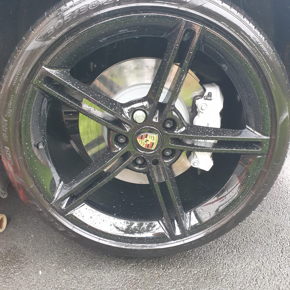 Revive_Man's tweet photo. Lovely #porche #taycan by Dan @Revive_UK @Revive_Man @reviveautomcr @socheshire @KnutsfordX @Knutsforddirect @InCheshireMag book your car 🚗 https://t.co/2sLMWz3xRL #mobilecarrepairs #alloys #knutsford #cheshire #knuts #wilmslow #hale #bowdon #alt #congleton #prestbury #alderley https://t.co/DX4MbRPwBx