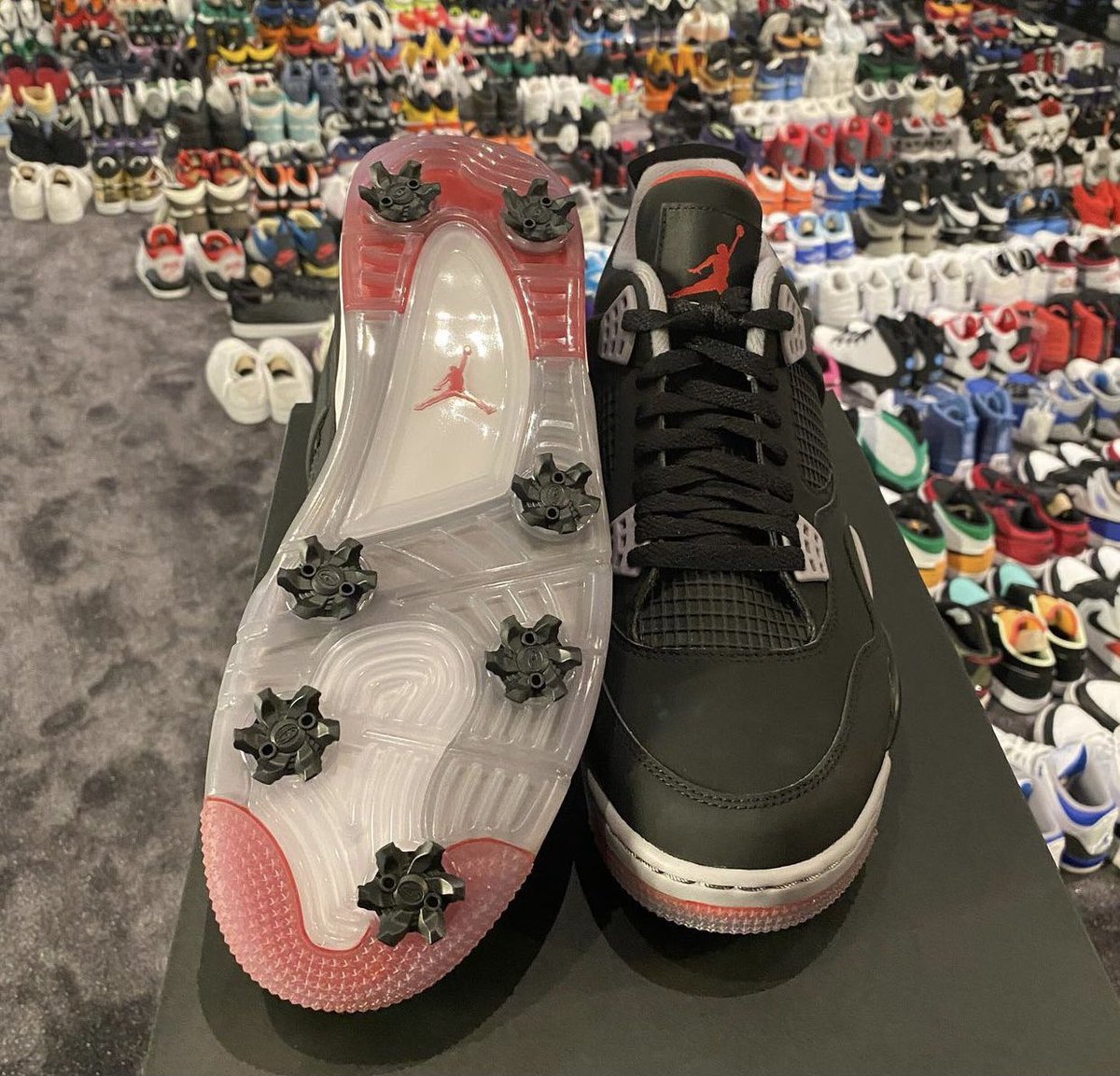 nicekicks's tweet photo. The “Bred” AJ4 Golf is set for December release. 👀🚩 https://t.co/OTsrkL8Zxc