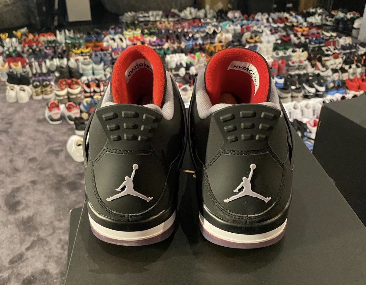 nicekicks's tweet photo. The “Bred” AJ4 Golf is set for December release. 👀🚩 https://t.co/OTsrkL8Zxc