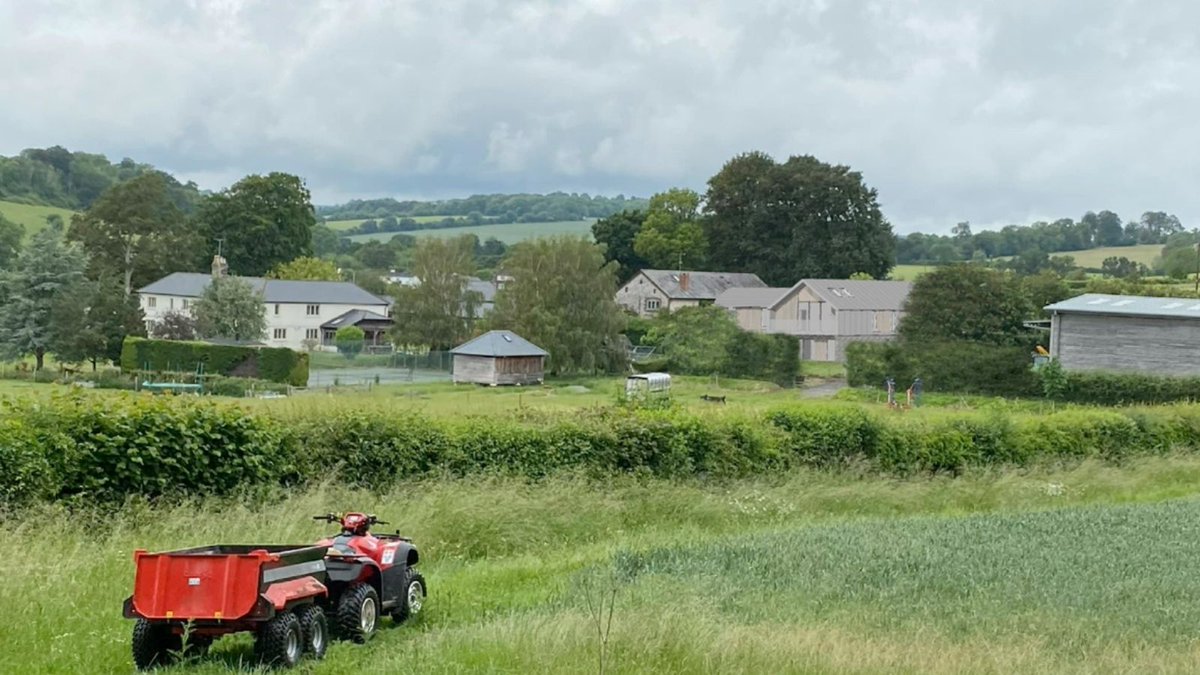 Delighted to have received unanimous support from the SDNP Planning Committee for a beautiful farm in Chichester. In partnership with <a href="/AdamKnibb_AKA/">Adam Knibb</a>, we secured permission for 2 holiday units, shepherd's huts, storage &amp; facilities, as well as a solar PV array. #farmstead #SDNPA
