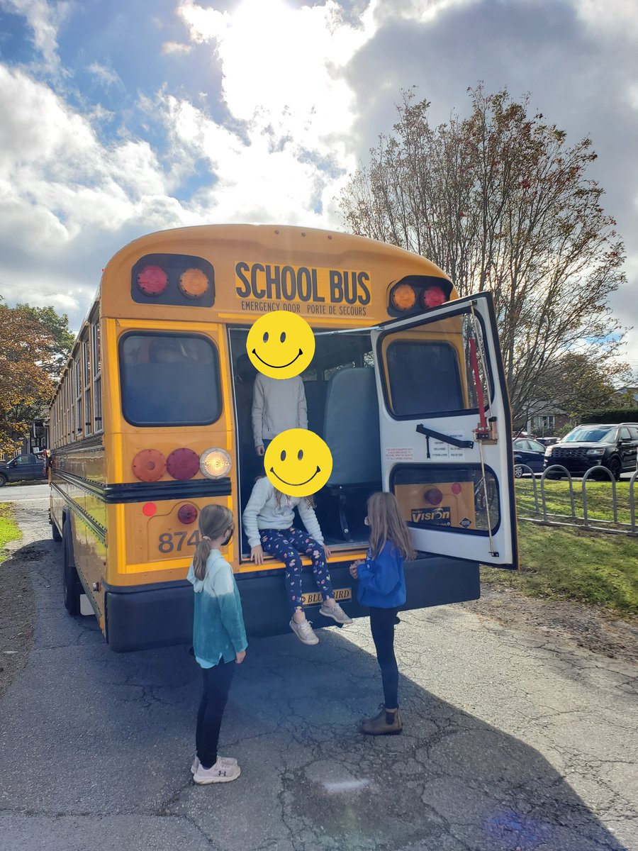 MrToddBoak's tweet photo. We had our bus evacuations today! The grade 3s participated in different drills on how to get out of the bus safely! https://t.co/hIhqDHb3lV