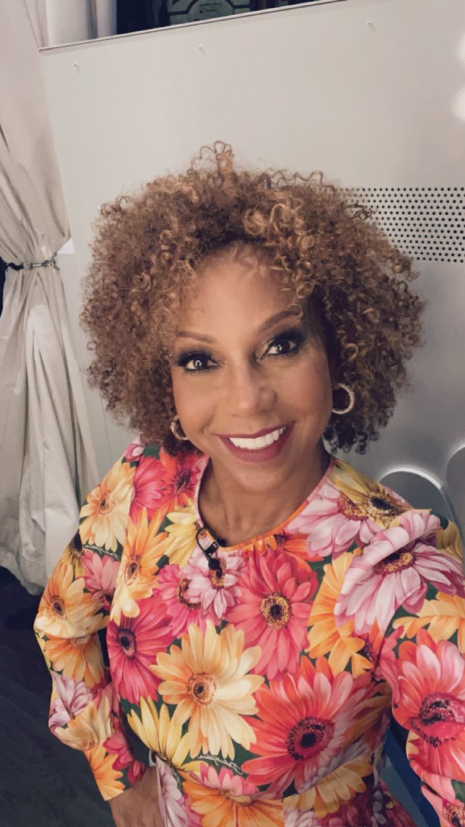 Holly Robinson Peete 💃🏾♍️ tweet media