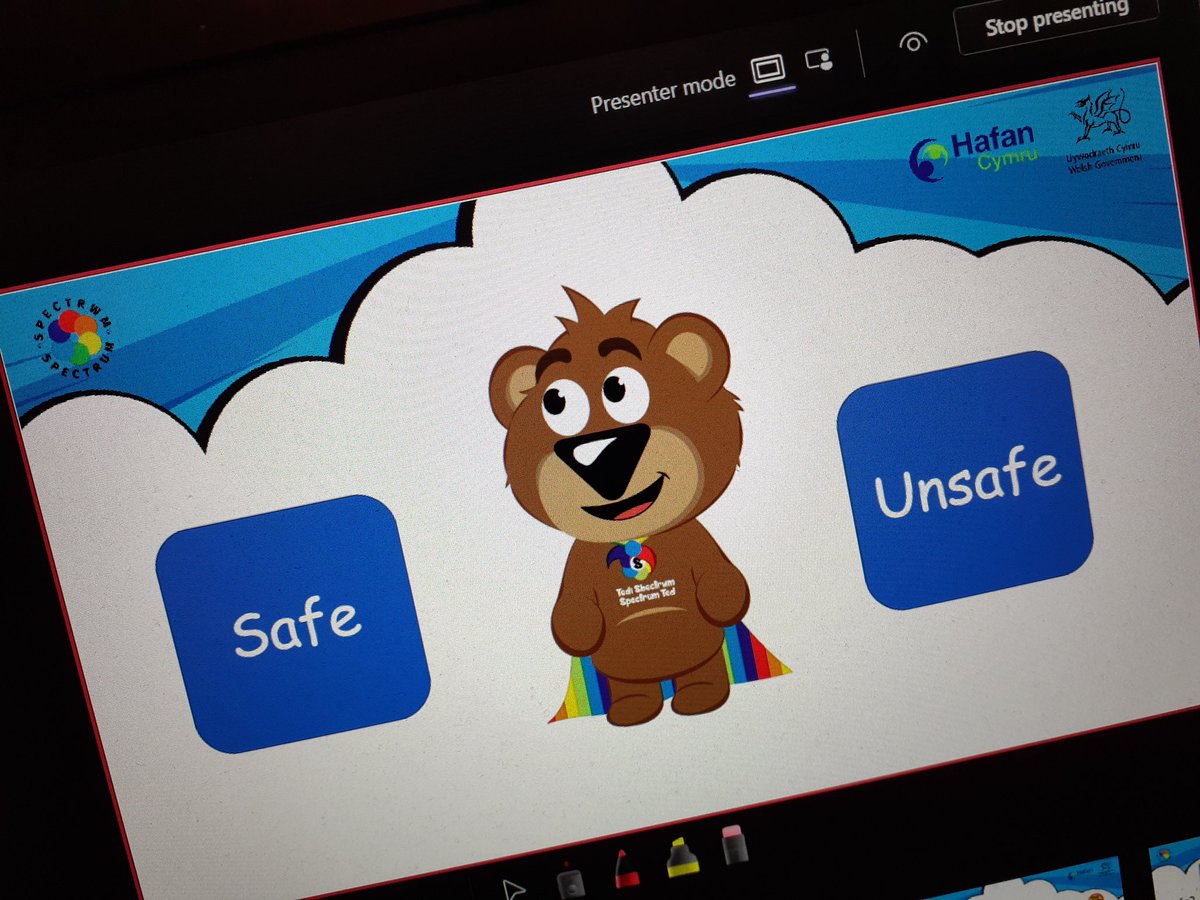 spectrumcymru's tweet photo. Another fabulous day with both reception classes, Y1 & Y1/2 of @Pontybrenin 🥰 we all learnt about staying #safe and who can #support us 🤝🚑🚓🚒 Da iawn pawb 🤗🤗!! #relationships #healthy #unhealthy #safety #perthnasau #iach #afiach #diogelwch #ND https://t.co/1rX2ApVhoo