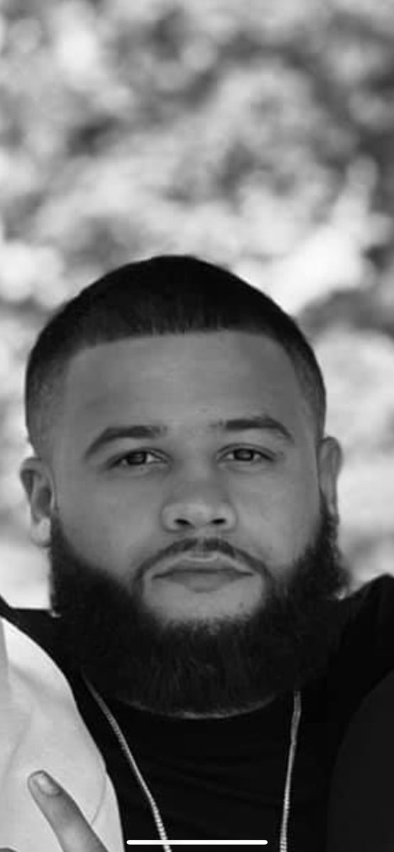 _itsbriannaaxo's tweet photo. really broke my heart with this one…. look up to the sky believe in god but i got questions 💔 https://t.co/0jc5bNbF4d