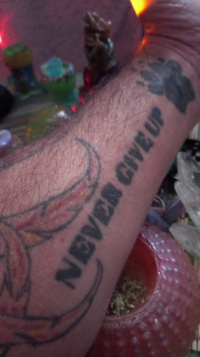 nft_ba's tweet image. Wow! This is becoming a regular thing..

Here: please enjoy this motivational/aspirational ink!!

I swear, I got it JUST FOR YOU

In 2007

You were born then..

Right?

Right?!?!?

#burnin4u homie 
#YOUmatter because #YOUexist.
No más, no menos
#universaltruth101 🌌🎨🥷🏴‍☠️🍃🌬