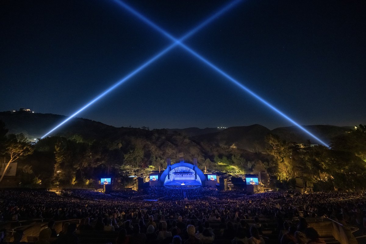 YoYo_Ma's tweet photo. Playing Bach’s six cello suites @HollywoodBowl (2/6)
📷 Austin Mann
#BachProject https://t.co/RB6Pr7Zm5H