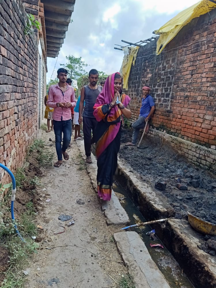 khushboo1singh's tweet image. Apne jila parsad chetra me