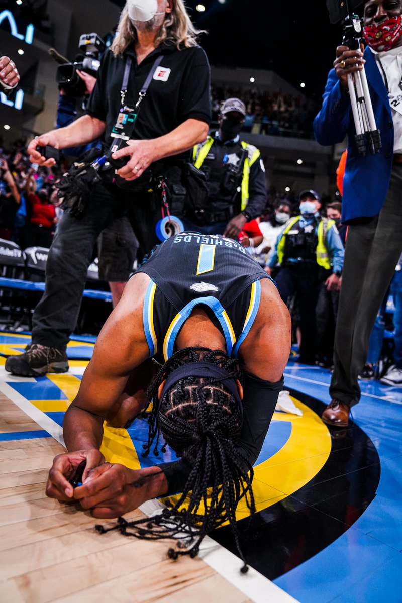 chicagosky's tweet photo. Still surreal. https://t.co/QdDujQVYTQ