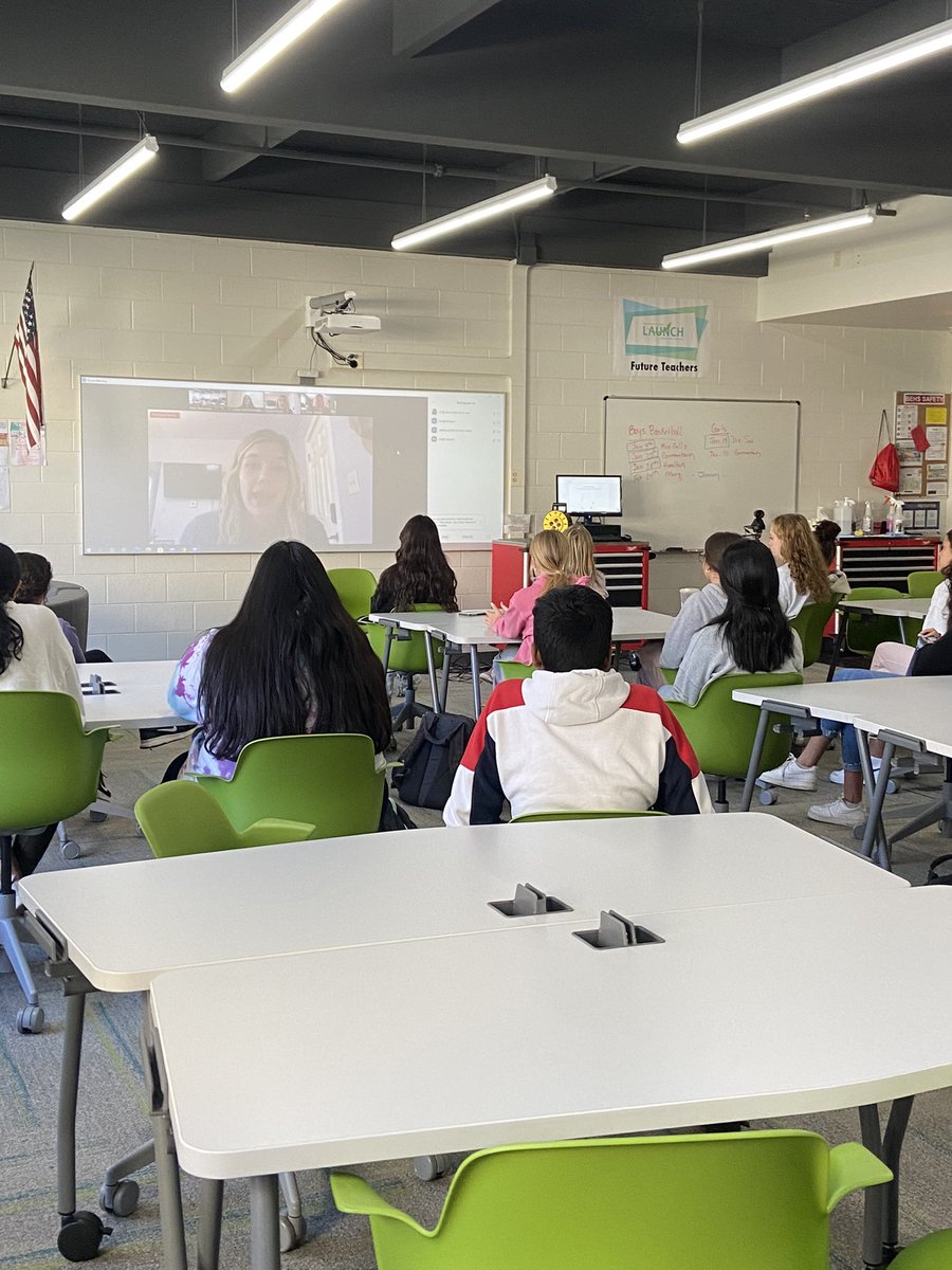One of my favorite days! Alumni Nursing Panel. So fun to see Anna B, Meghan H and Emily G and listen as they inspire our students. #beast4life #experientiallearning <a href="/BEHS_SDE/">Brookfield East</a> <a href="/launch_sde/">LAUNCH in Elmbrook</a>